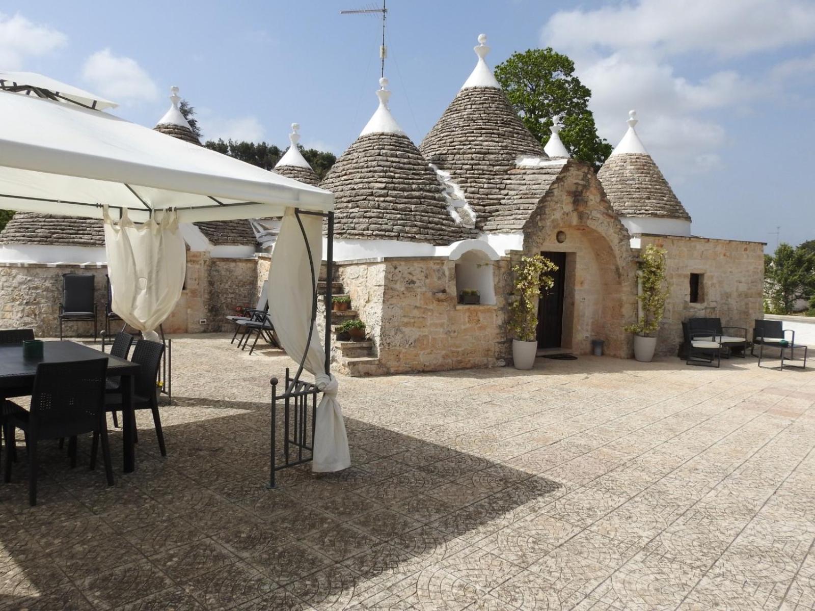 Trulli Del Sole Villa Martina Franca Buitenkant foto